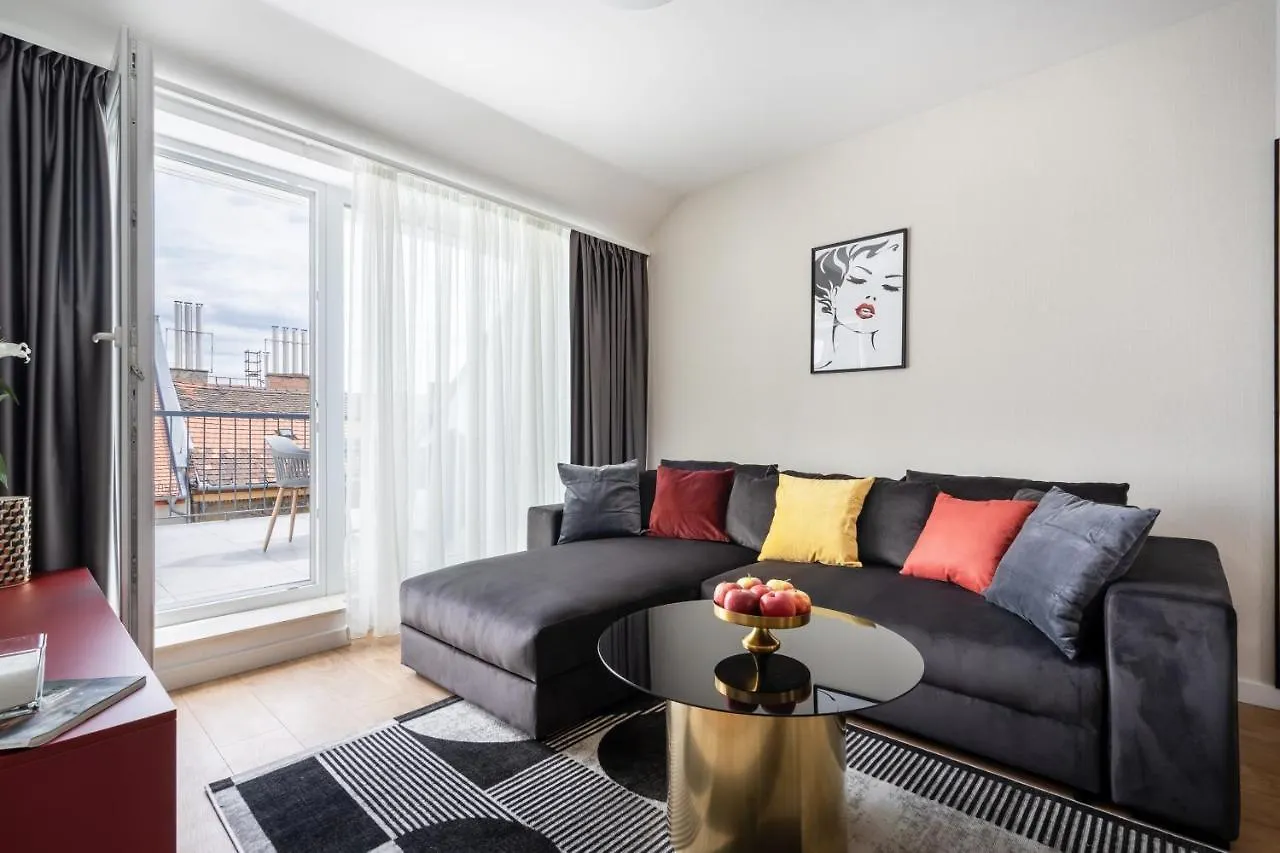The Rose Garden Budapest Apartments