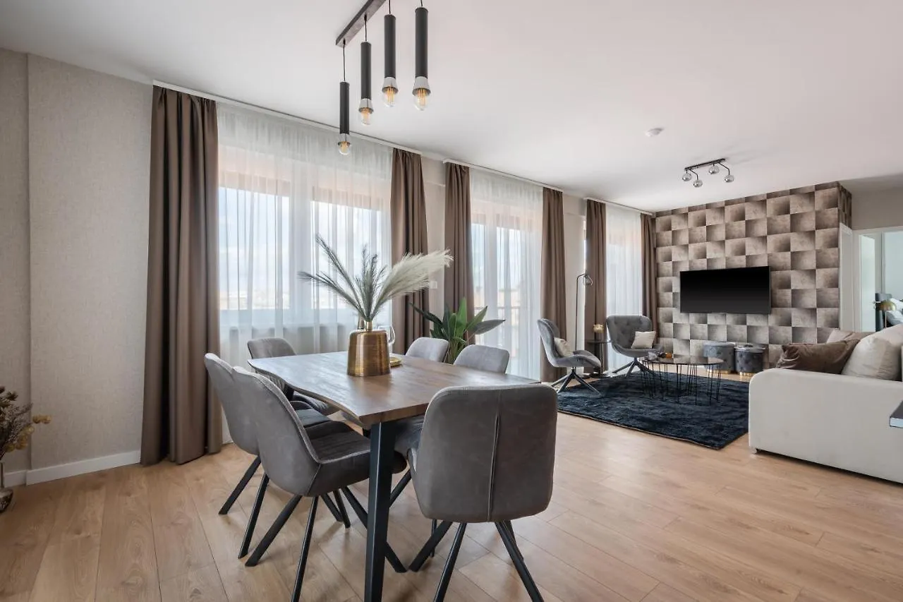 The Rose Garden Budapest Apartments المجر