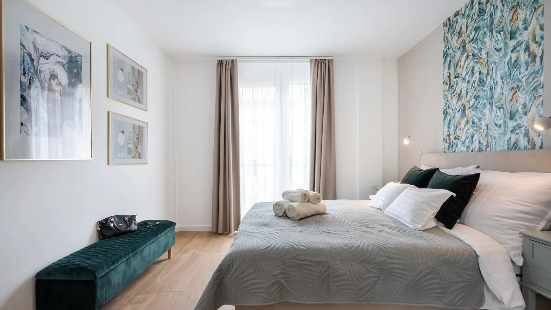 The Rose Garden Budapest Apartments 0*,